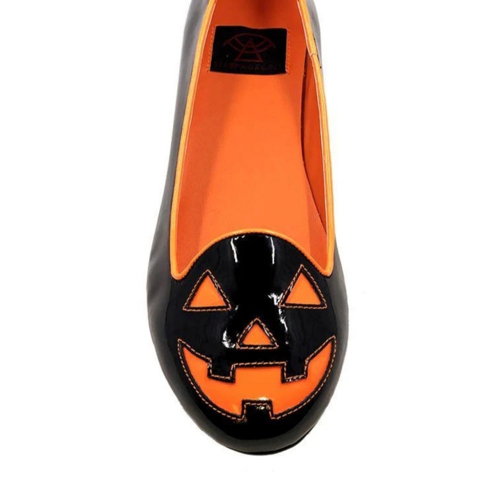 Strange cvlt pumpkin Lydia flats worn once,still in box like new size 9 horror